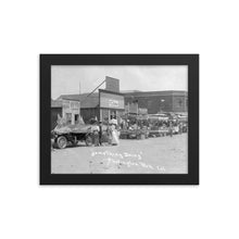 Load image into Gallery viewer, 1920's Main Street Fourth of July